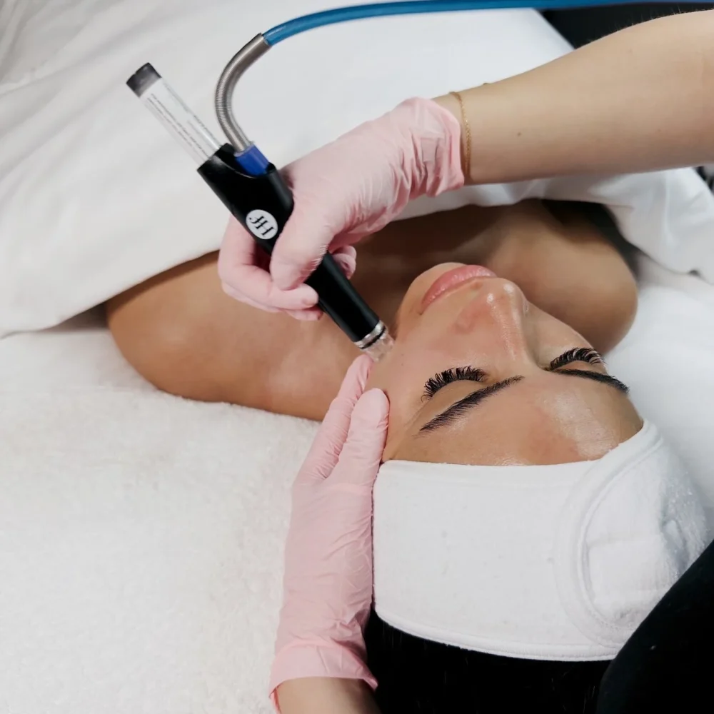 hydrafacial-young-and-bloom-saratoga-springs-ny_BwtZ_f1a5ef9a-258f-4ce7-8b5f-a913061f460a_1440x